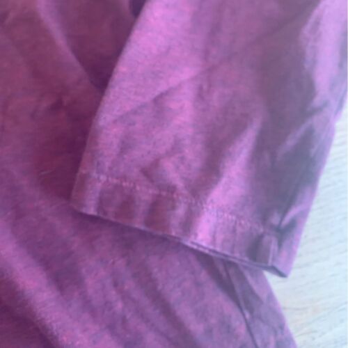 Banana Republic Fitted Crew Long Sleeve Tee Shirt men's Burgundy Medium Preloved - Picture 3 of 8