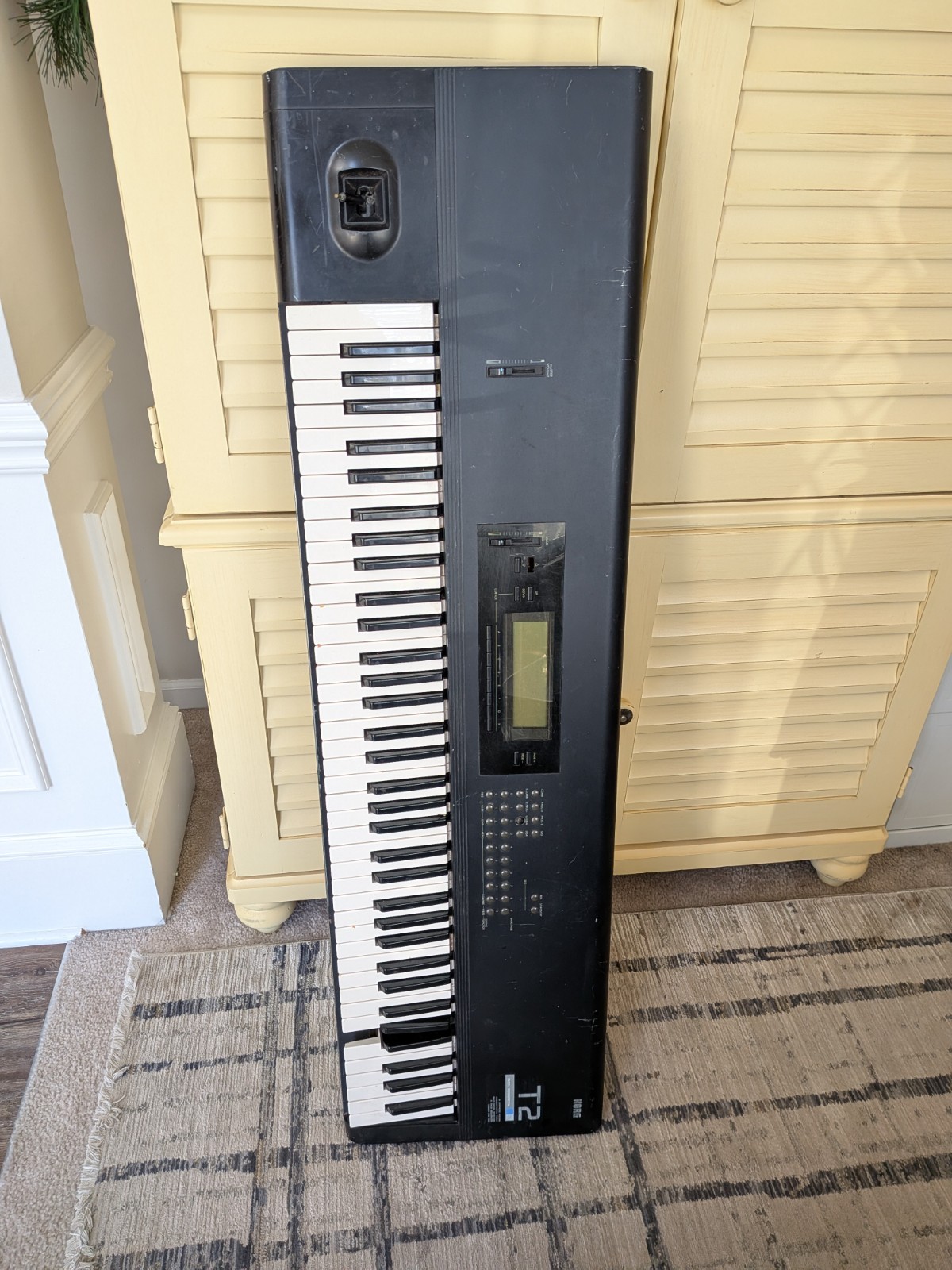 Korg T2 Synthesizer - FOR PARTS
