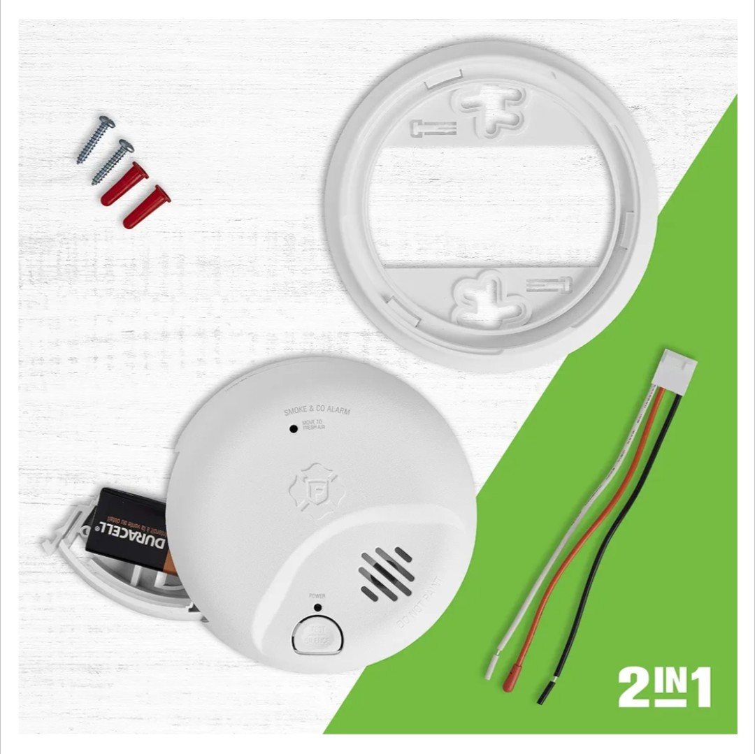 First Alert BRK SMICO110 BATTERY Smoke and Carbon Monoxide Alarm. AC/Battery