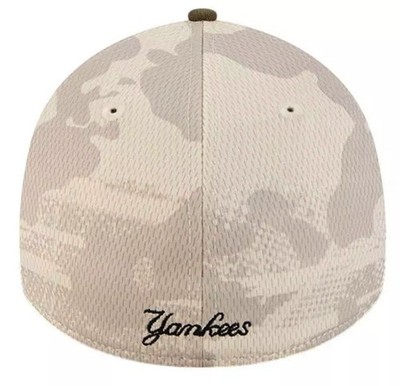 Authentic New Era New York Yankees Camo Armed Forces Day 39THIRTY