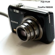 Fotocamera digitale compatta FUJI FILM FinePix F80EXR nera con scheda SD
