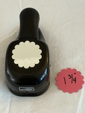 Stampin' Up Whale Tail Paper Punch - SCALLOPED CIRCLE - 1 3/4"