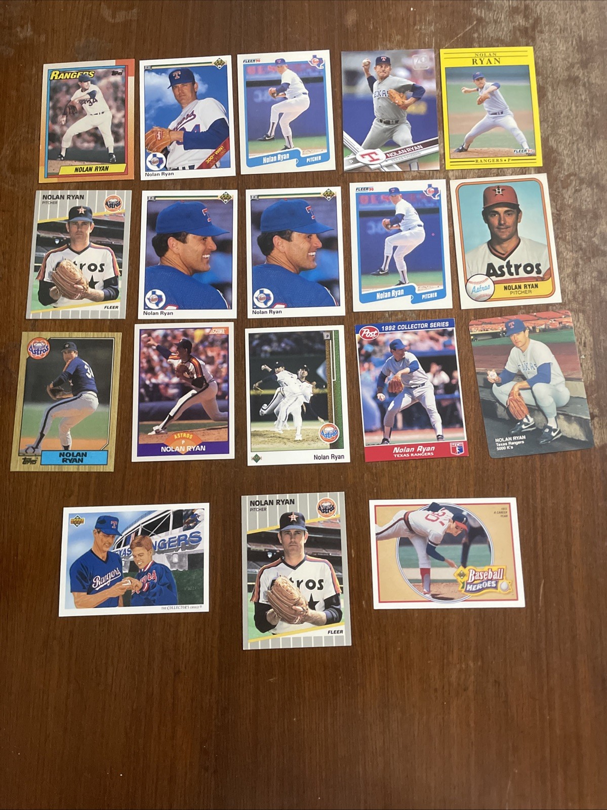 Lot Of 18 Nolan Ryan Cards