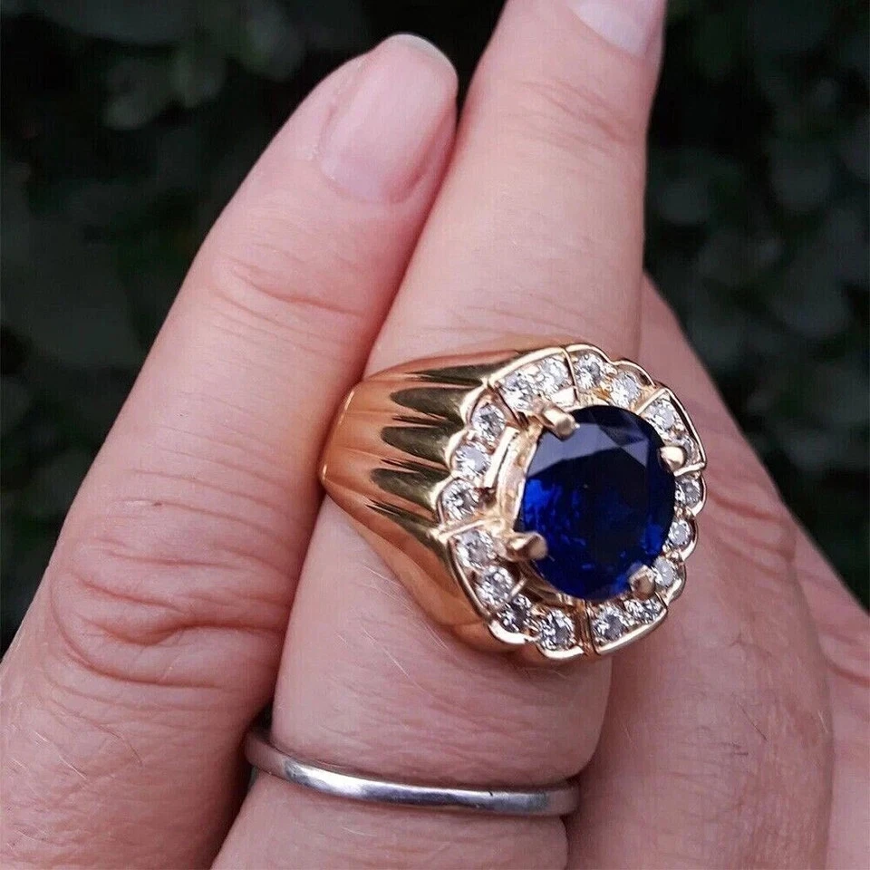 Anillo de boda para hombre de diamantes y zafiro azul de 3 quilates enchapado en oro amarillo de 14 quilates Foto 3 de 4