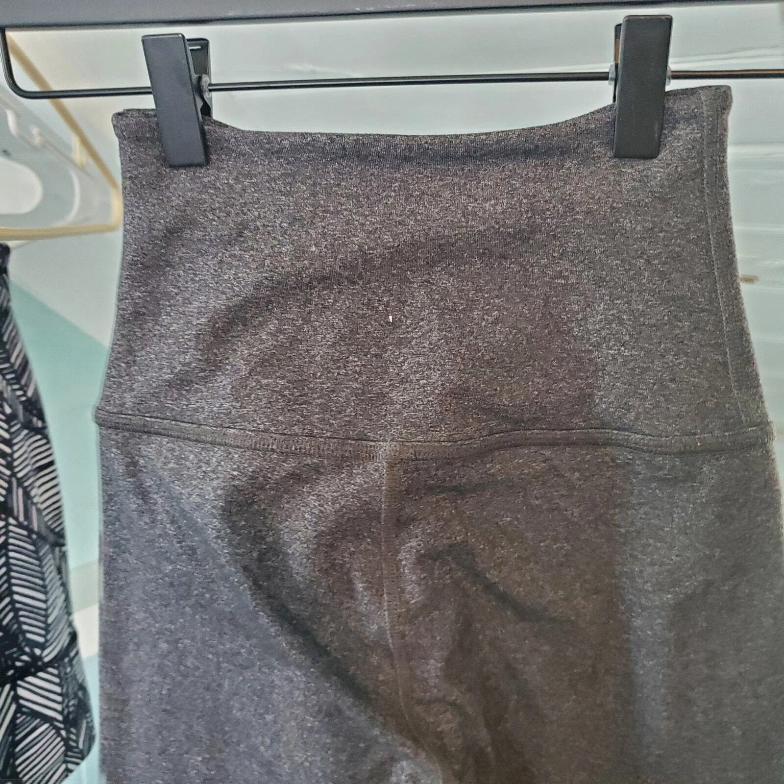 beyond-yoga cropped high rise heather leggings