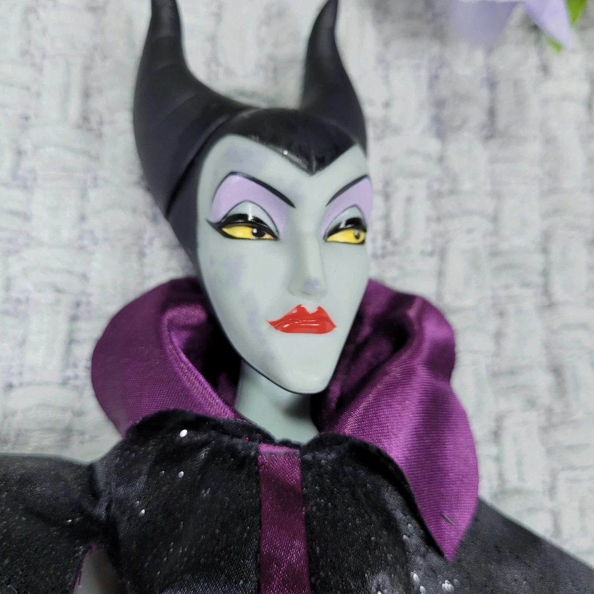 Poup e mal fique Disney Store Disney M chant Beaut Dormante Poup e Classique