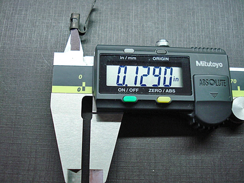 100 piezas 1960 1961 1963 1964 Ford Falcon cerradura puerta varilla clips NOS B9AB-642192-A Foto 4 de 4