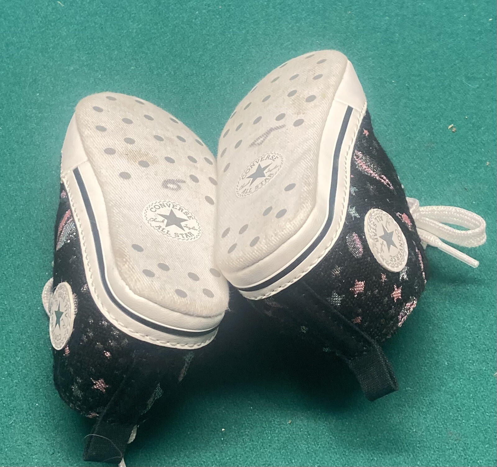 PONY Scarpe bambino Converse All Stars taglia 4 culla nere con luna e stelle ottime condizioni!