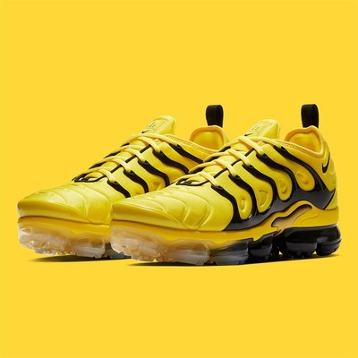 Nike Air VaporMax TN Plus yellow black Mens Sneaker