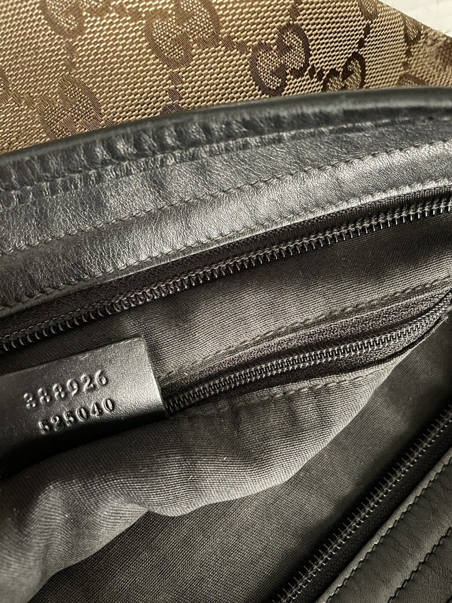 Gucci GG Supreme Monogram Web Flat Messenger Crossbody Bag Gucci GG Supreme Monogram Web Flat Messenger Crossbody Bag