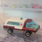 Hot Wheels Redline The Heavyweights Ambulance 1969 White Red Blue Diecast 1:64