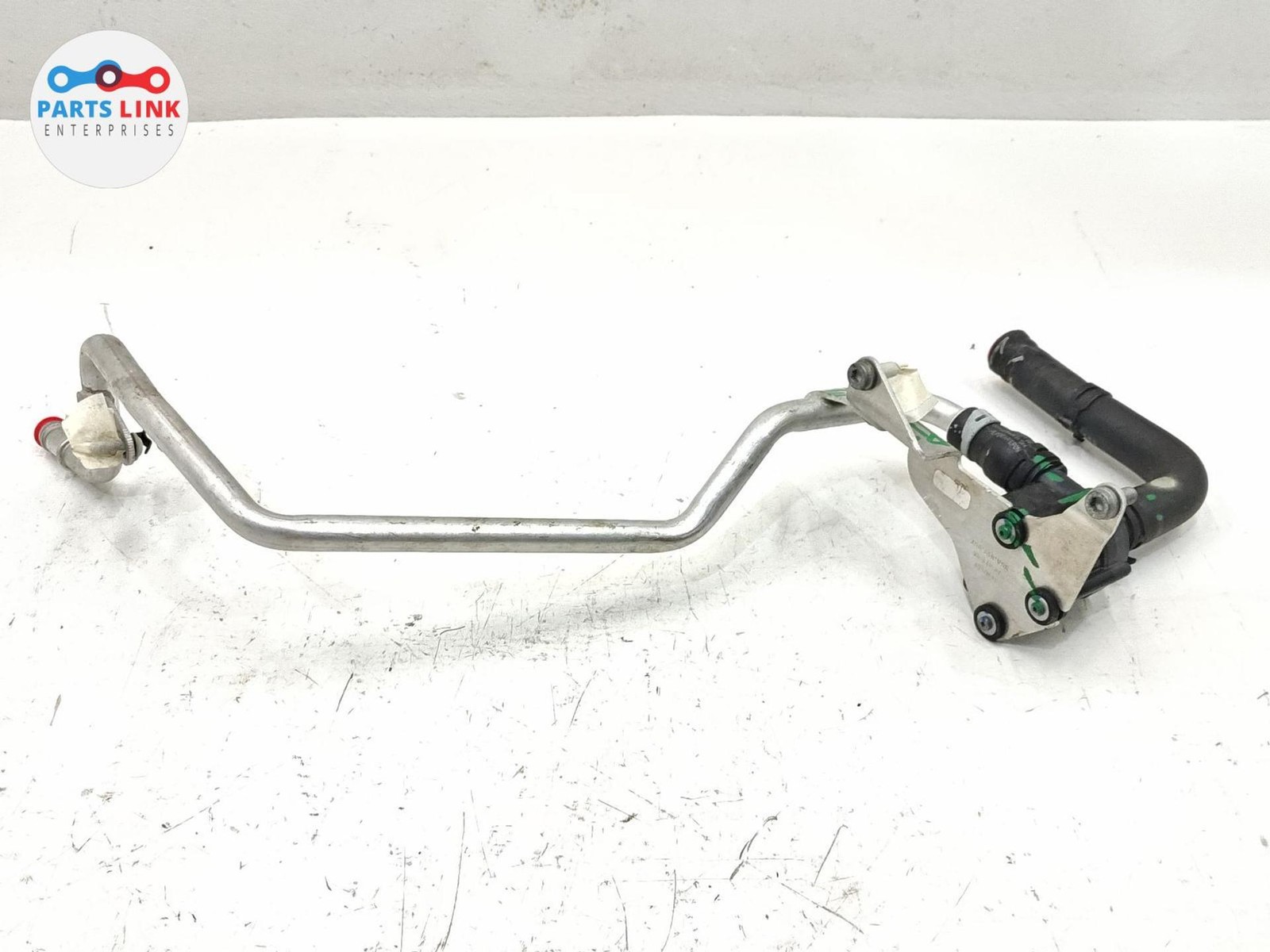 Bentley Bentayga Speed 2017-2020 Water pump pipe