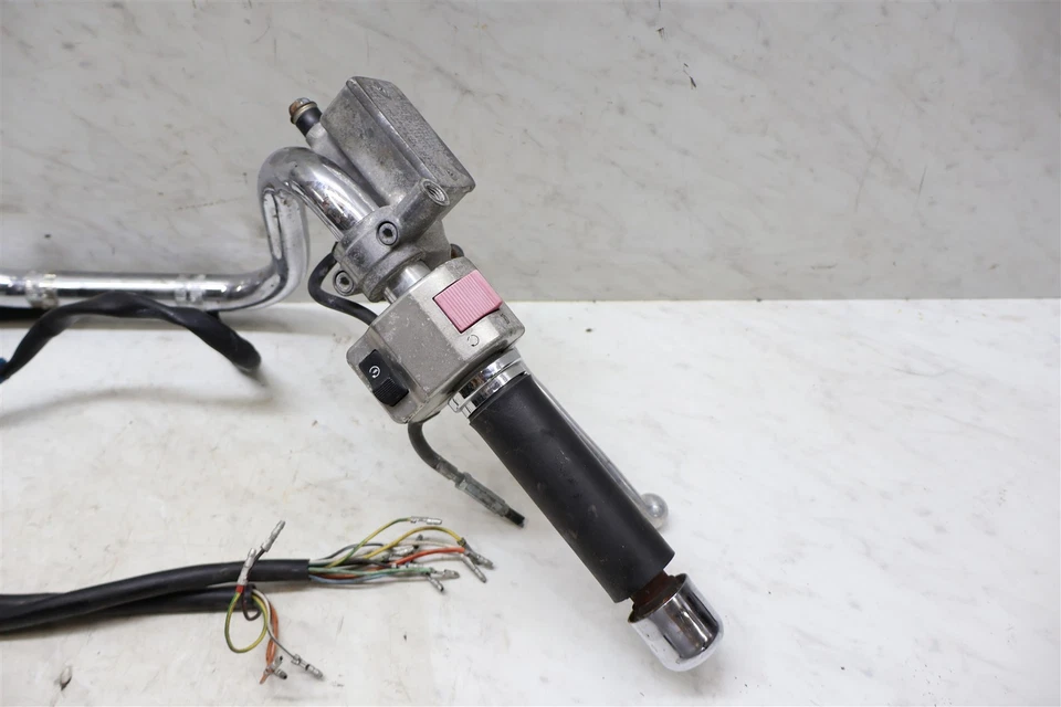 Juego completo de manillar Suzuki Intruder VS800GLP 1992-1999 con controles e interruptores Foto 4 de 4