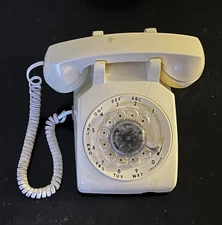 New York Telephone YELLOW Rotary Dial Desk Phone Bell System Western Electric