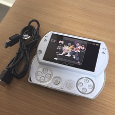 Psp Go N1004 White With Charger