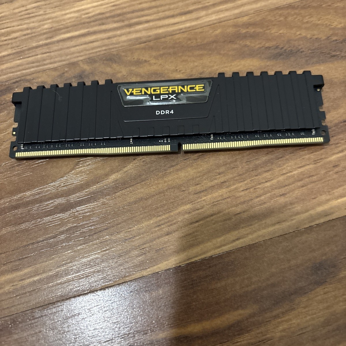 Corsair VENGEANCE® LPX 32GB (2 x 16GB) DDR4 DRAM 3200MHz DIMM RAM