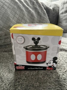 Disney's Mickey Mouse Mini Crock Pot Red Home Kitchen Small Appliances. NEW