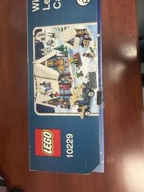 NEW Factory Sealed Lego WINTER VILLAGE COTTAGE Xmas Christmas Holiday Set 10229