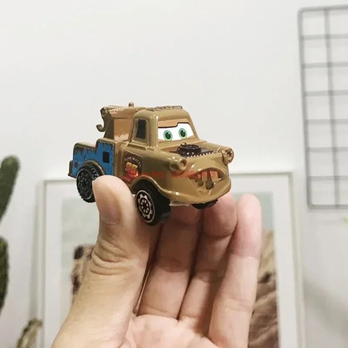 Disney Pixar Cars Set Saetta Mcqueen Figure Jackson Storm Mack Zio - Foto 16 di 16