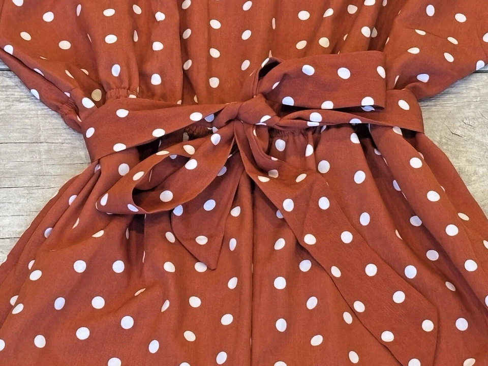 Mono Lunares Naranja Talla L Manga Corta Pierna Ancha Peek A Boo Back Clásico Foto 4 de 4