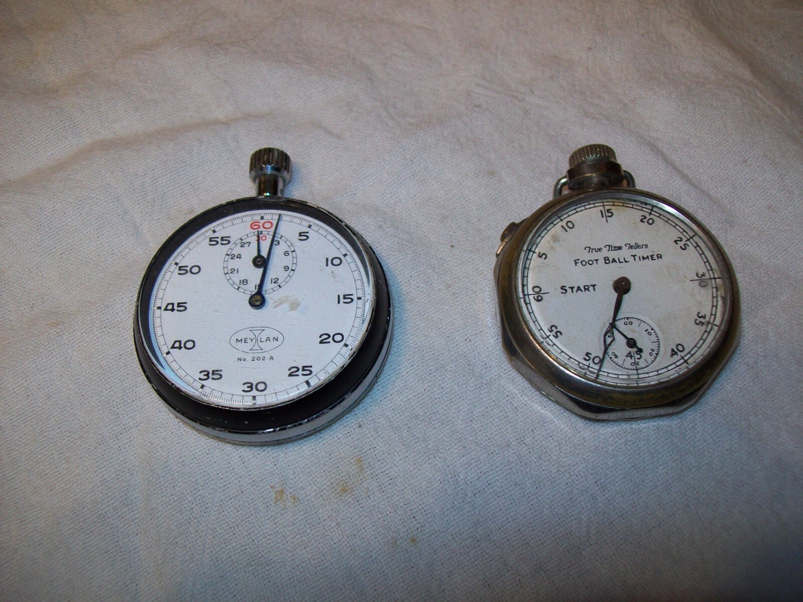 Pair MEYLAN Stopwatch and True Time Tellers Foot Ball Timer Pocket