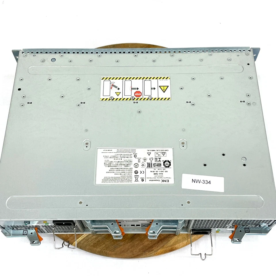 EMC SAE Hard Disk Expansion Array for 25x 2.5" SAS Drive, w/ Controllers & PSUs - Image 3 of 4