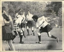 1974 Press Photo Skidmore College field hockey players in action - tub08278