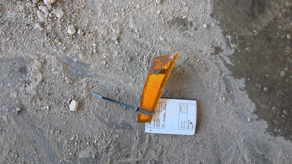 Used Side Marker Light Assembly fits: 2008 Jeep Liberty Side Marker bumper mount - Image 2 of 4