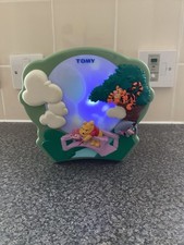 Tomy Winnie The Pooh Sweet dreams Baby Night Light Music Projector 2004 Vintage
