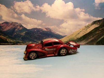 VOLKSWAGEN KAFER RACER    2022 Hot Wheels Contoured Series    Red