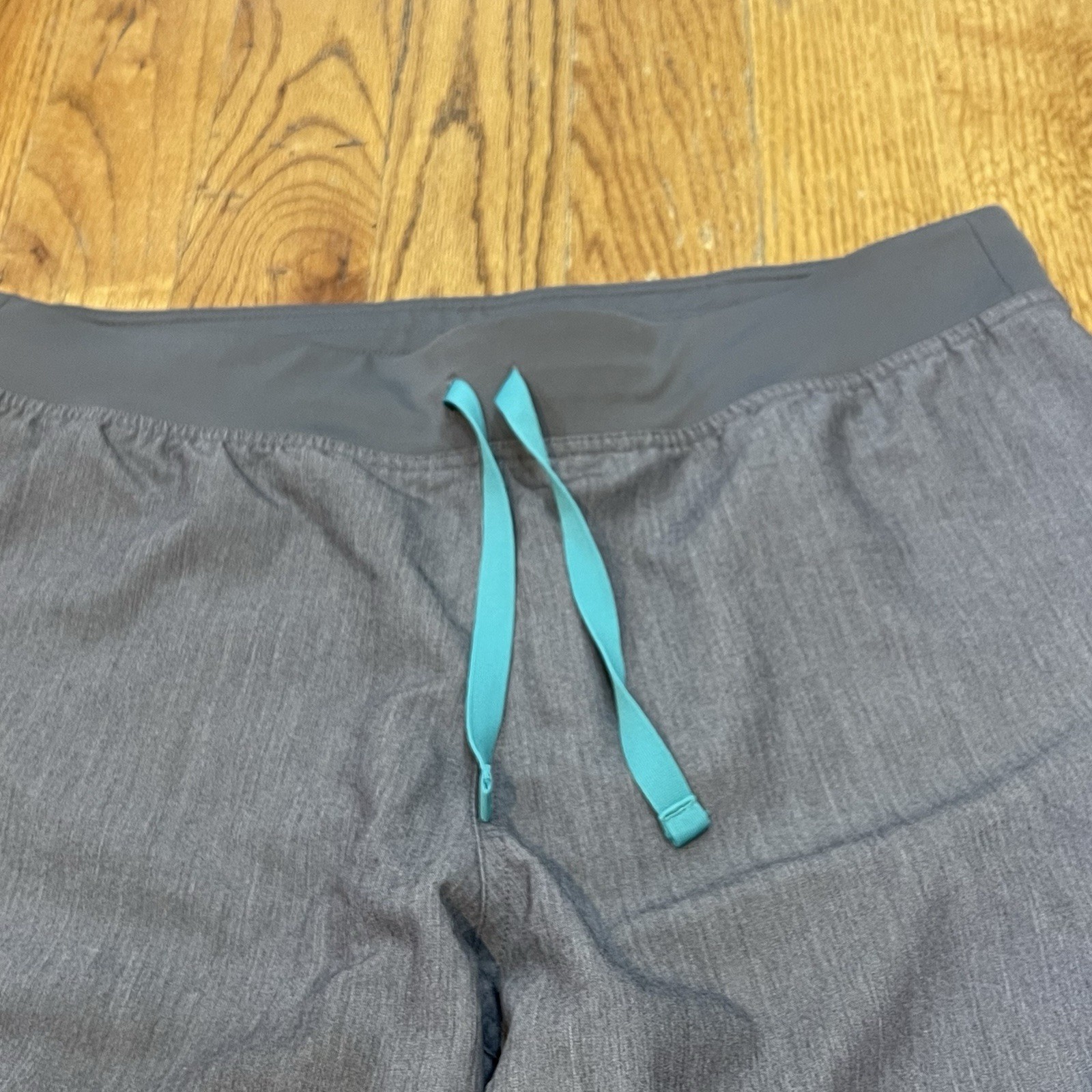 Figs Pants Women’s Large Gray Basic Livingston Sc… - image 2