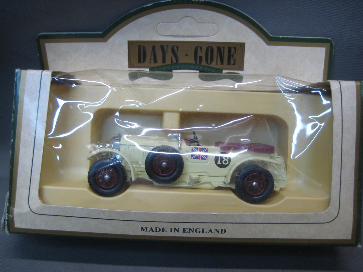 ミニカー DAYS GONE 1930 4.5 Litre Blue Bentley LLEDO DAYS GONE DG046001 1930 BENTLEY 4.5 LITRE No. 1 NAVY