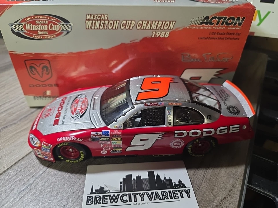 Acción Bill Elliott #9 Dodge The Victory Lap 2003 Intrepid 1:24 Die Cast Foto 3 de 4