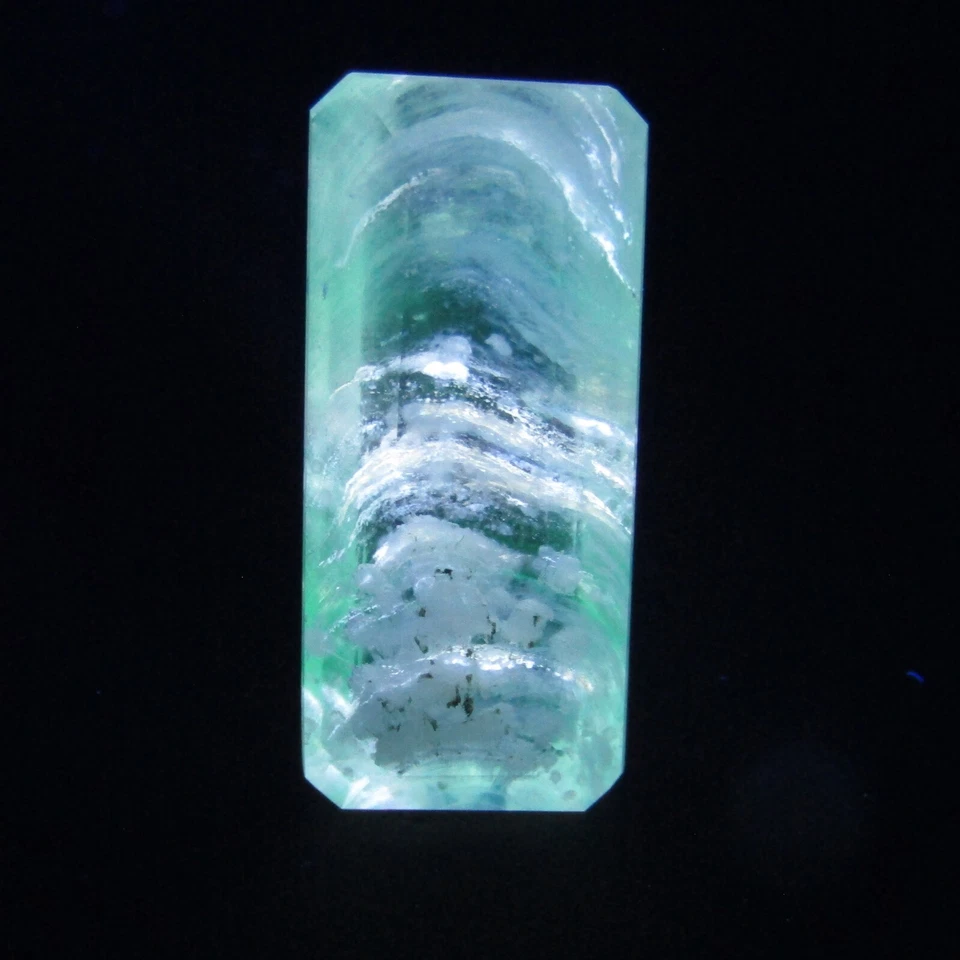 9.68Cts Rarest Natural Phenomenal Color Change Hyalite Opal Emerald Cut Gemstone - Image 4 of 4