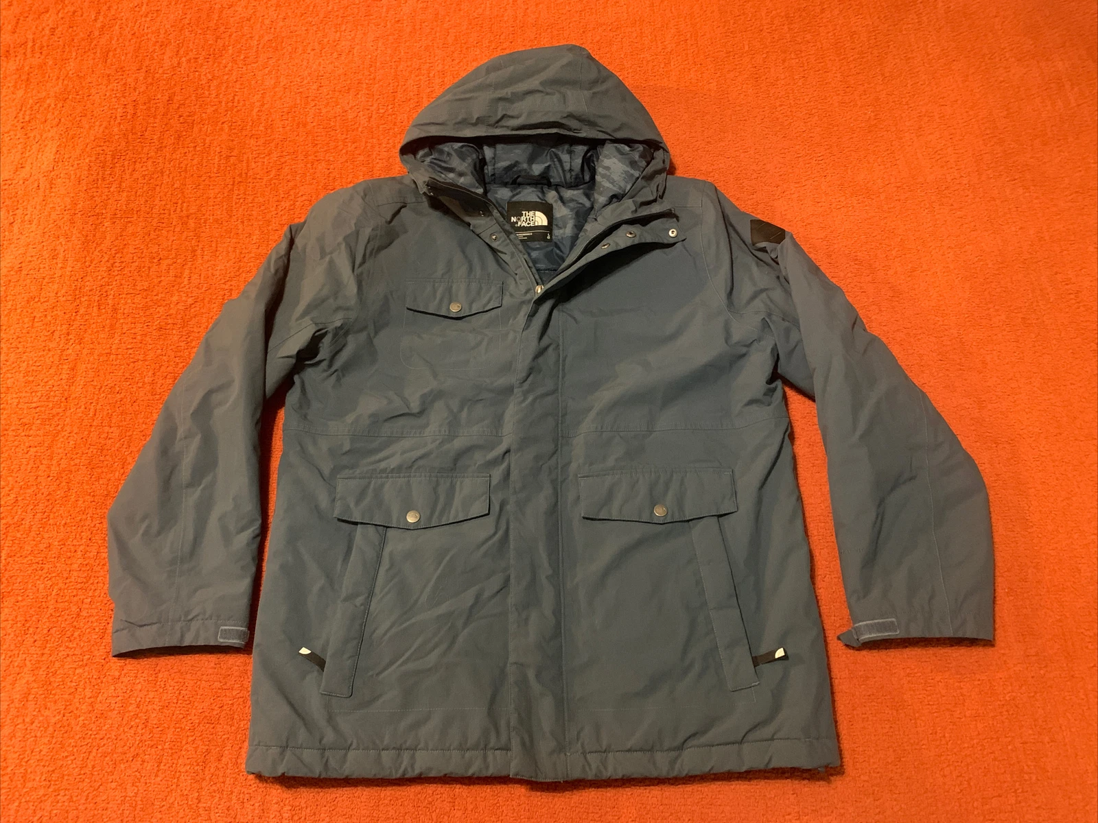 Mens The North Face Blue Dryvent Jacket size L