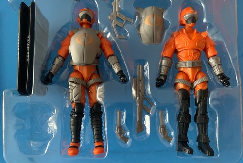 GI JOE 50TH GI JOE 50TH SILENT STRIKE COBRA HISS WITH DRIVER & GUNNER COMPLETE - Picture 2 of 2