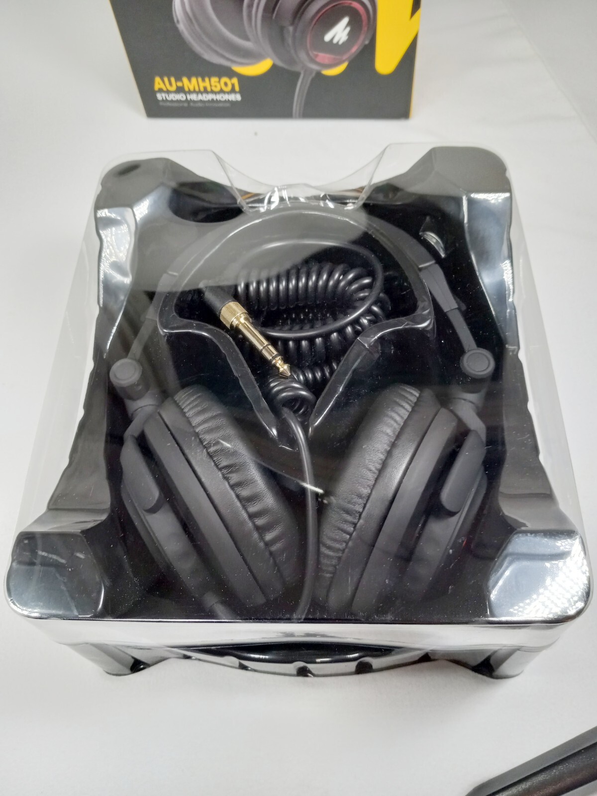 NEW Maono Pro Headphones 50MM Dual Over Ear Studio AU-MH501 Stereo Monitor
