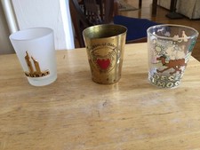 3 Vtg Kieliszki do strzałów DUBAJ, BAHRAJN, PETRA JORDAN Oszałamiające kolory Piękne