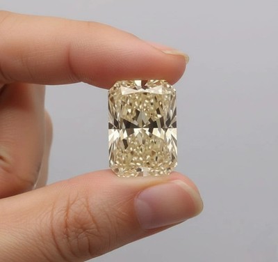 5 Crt Radiant Cut, Fancy Light Yellow Color VVS1 Lab Grown Diamond Gemstone9x11M