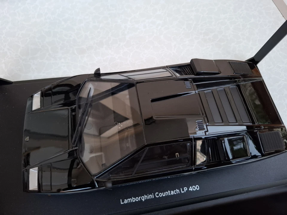 Kyosho Lamborghini Countach LP400 Black 1/18 – Very Good Condition – Collectible - Immagine 4 di 4