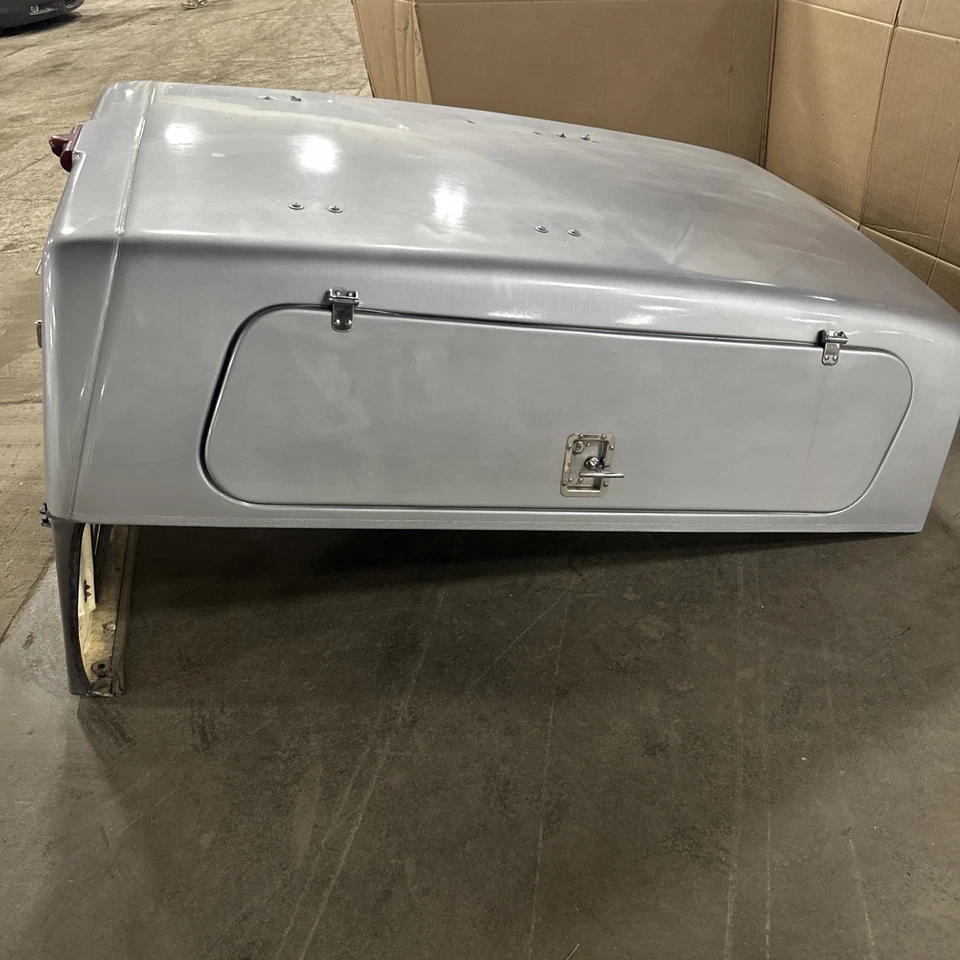 Carcasa de plataforma para camioneta Toyota Tacoma 2020 OEM Foto 2 de 4