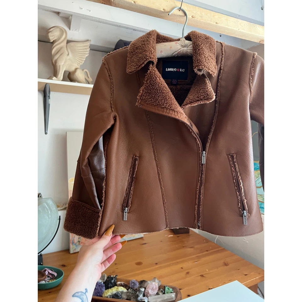 Chaqueta vintage Y2k XS o chaqueta juvenil, limitada también, marrón, piel de oveja sintética Foto 2 de 4