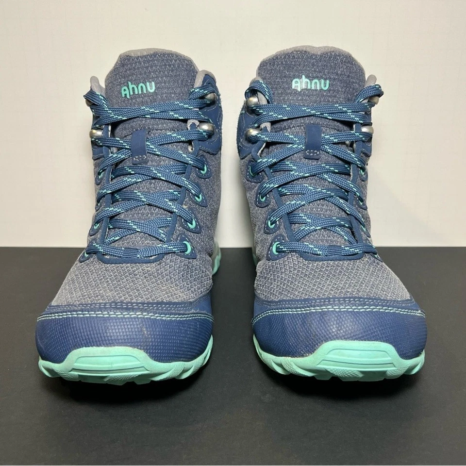 Botas de caminhada femininas AHNU x TEVA Sugarpine II azul impermeável ao ar livre / Tamanho 9 - Imagem 2 de 4