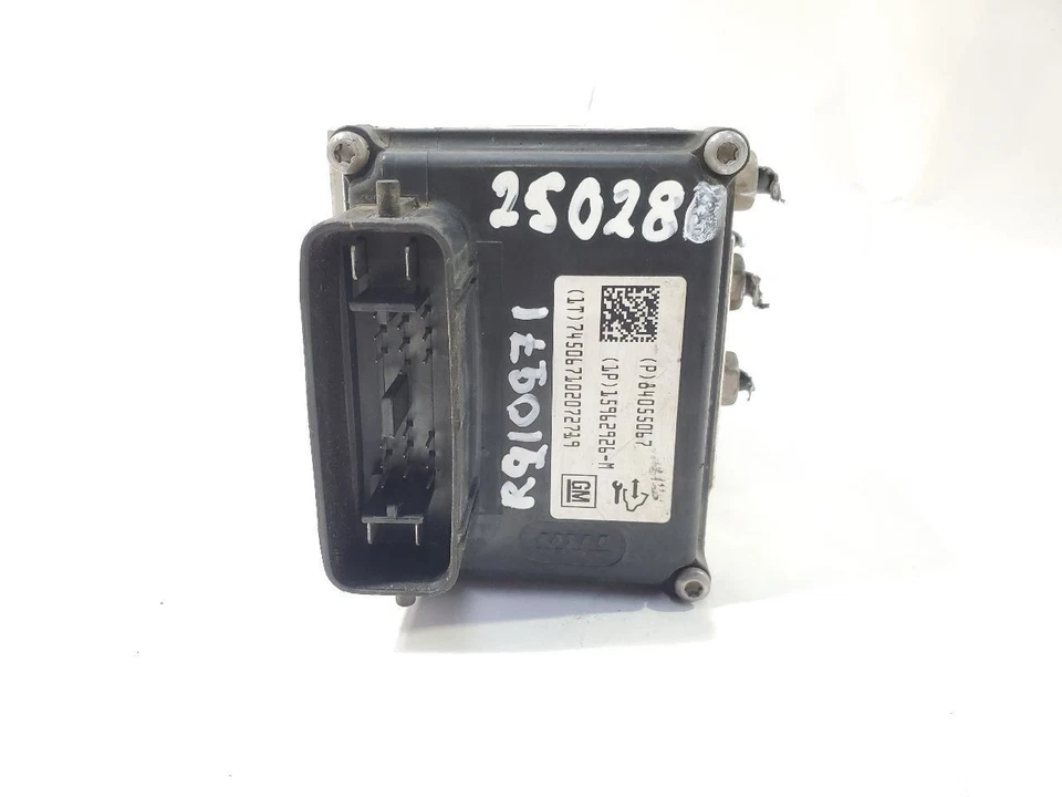 GMC Savana 3500 2017 caja OEM TRACCIÓN TRASERA doble JH9 ABS bomba de freno antibloqueo 84055067 Foto 3 de 4