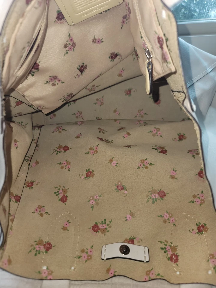 Coach White Leather Derby Tote Bag EUC Used 1x Floral Interior Pristine - Image 3 of 4