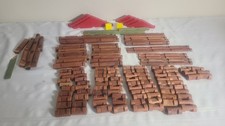 Vintage Lincoln Logs Big Lot Pieces Wood Roofs Chimney some broken Approx 120