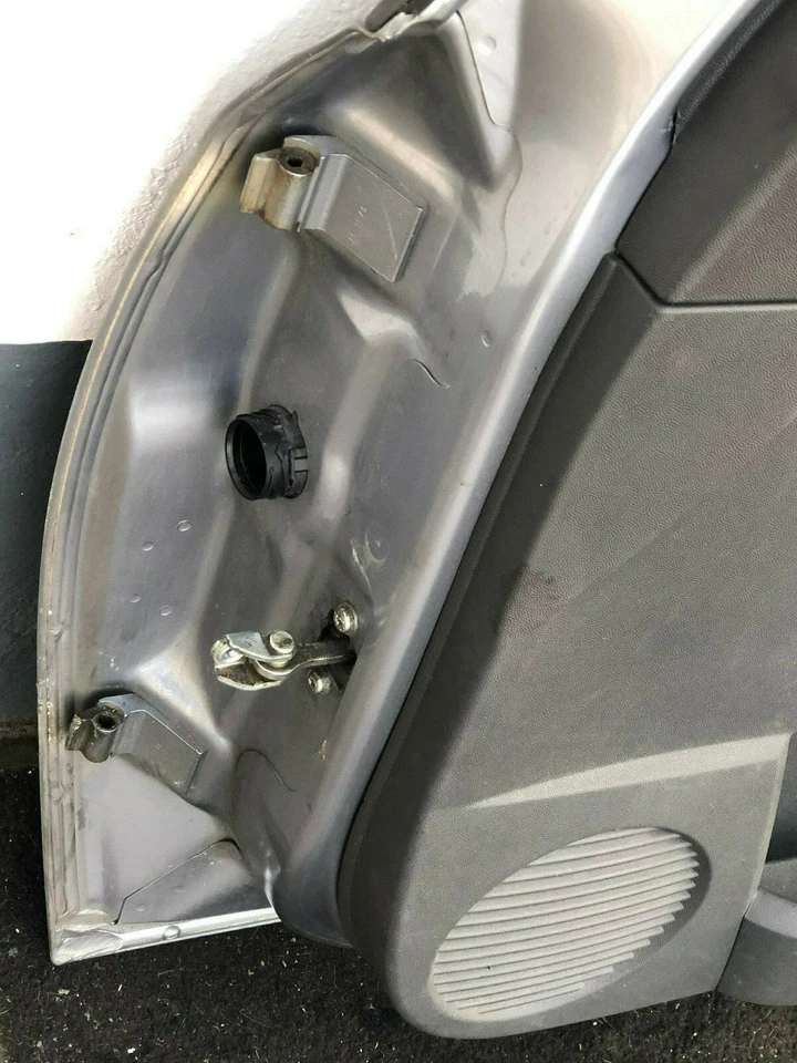 Opel Meriva A Tür Innenausstattung Komplett vorne rechts Z163 Lichtsilber   - Bild 4 von 4