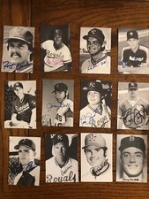 Jack Hiatt AUTOGRAPH Rowe Picture Card (One Card) (3149)
