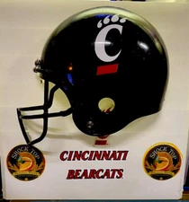 Cincinnati Bearcats Football Plaque Size 15.5 X 15.5 Plastic Shock Top Ad