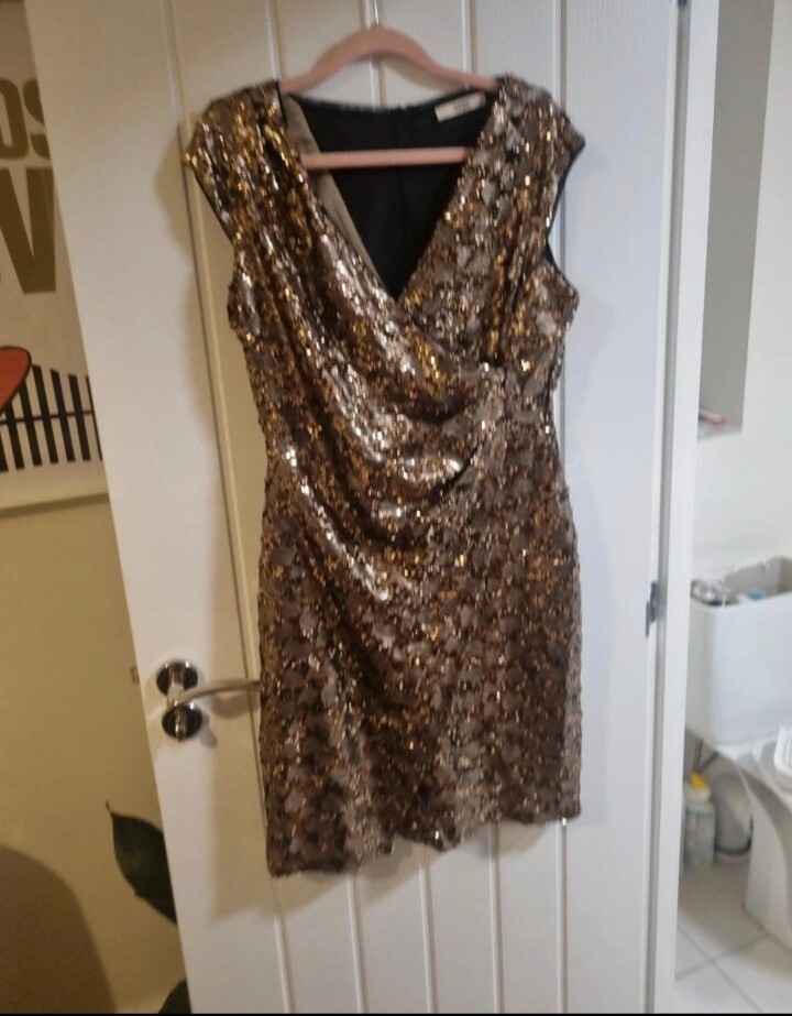 gold oasis dress Olive Oasis Maxi Dress Large main image 1